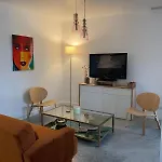 Pour 8 P Avec Piscine Sur Domaine 3ha بزييه