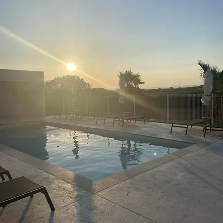 Pour 8 P Avec Piscine Sur Domaine 3ha Apartamento